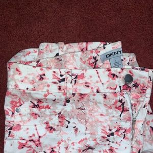 DKNY jeans Sz 8